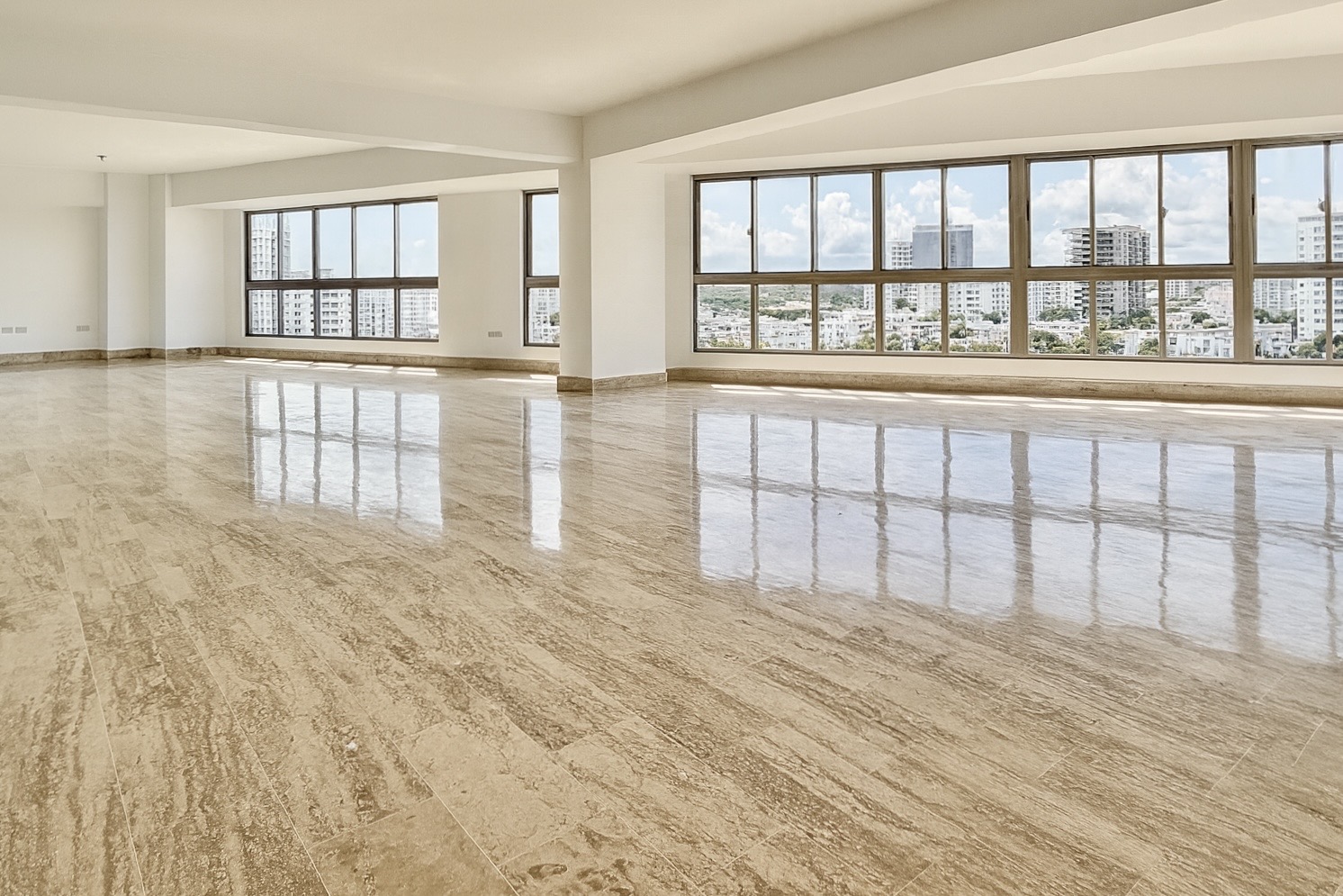 9DBDB0AD-C871-451E-B1EC-FDF3B426C10A