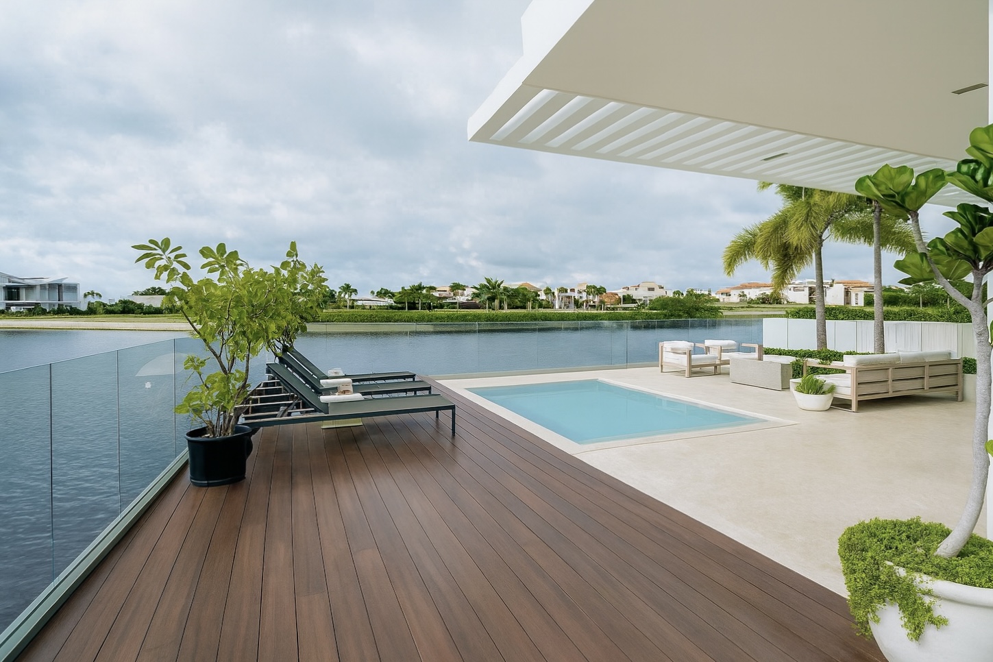 F67BB5DC-E471-441B-AFAB-7516F58D97CF