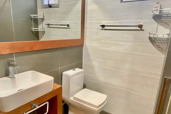 678543e4-6e88-494c-8076-0ee665de5585