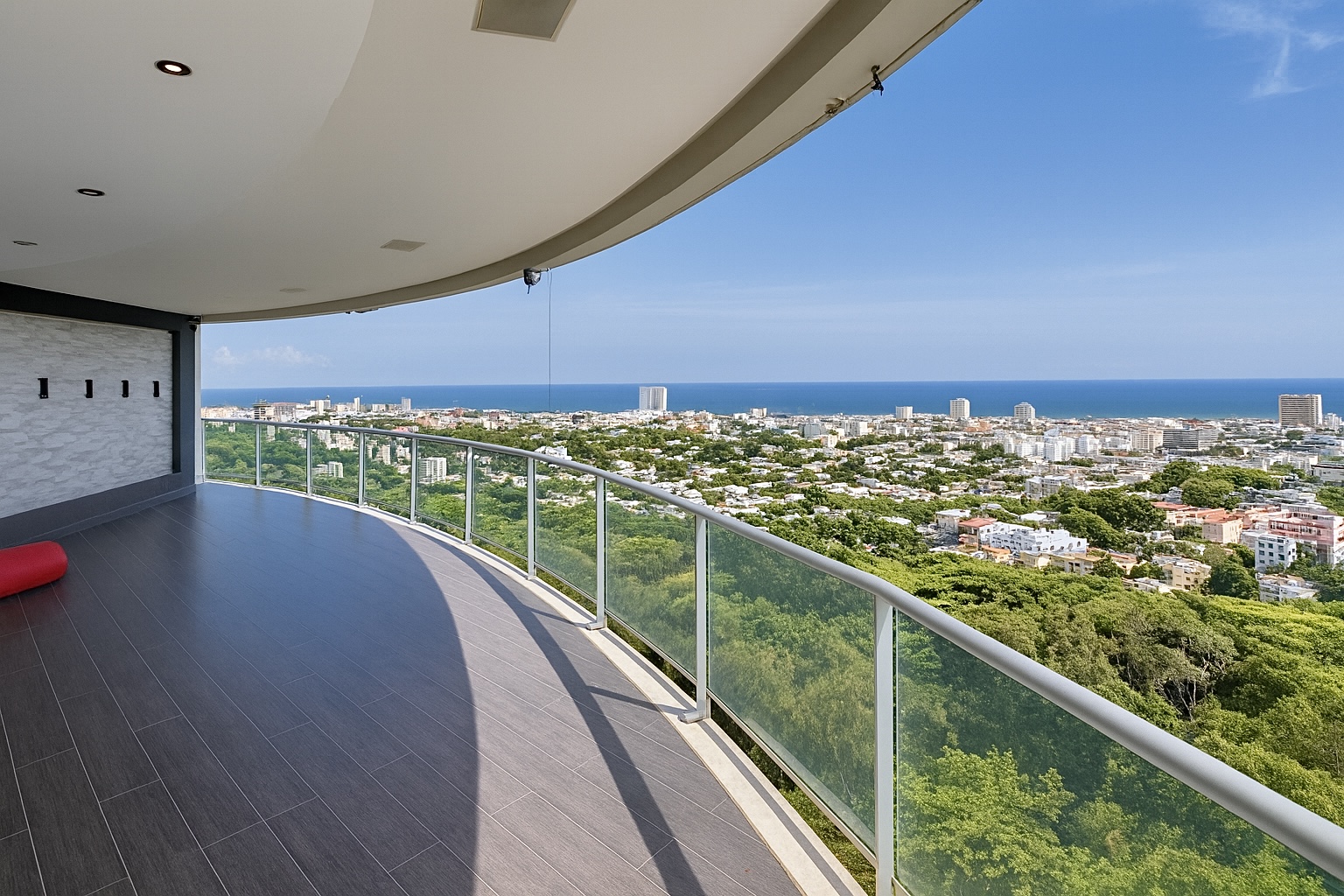 9705BDCE-C7B3-4F7D-A31C-7005F65C6718