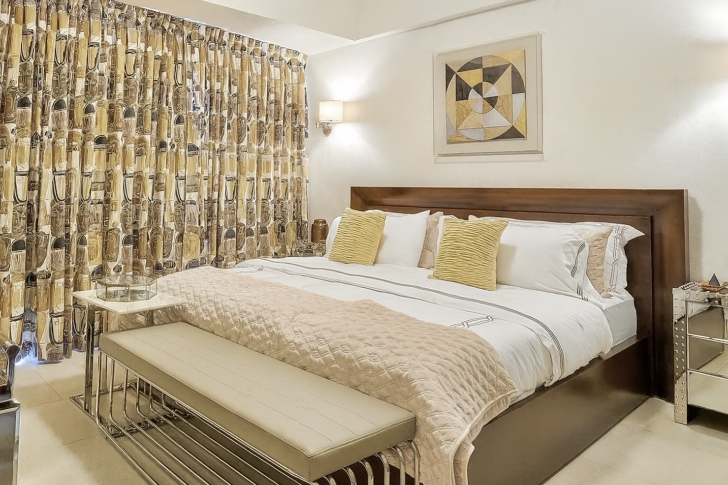 B2077946-1539-444F-84CE-A1E69B6BAD4A