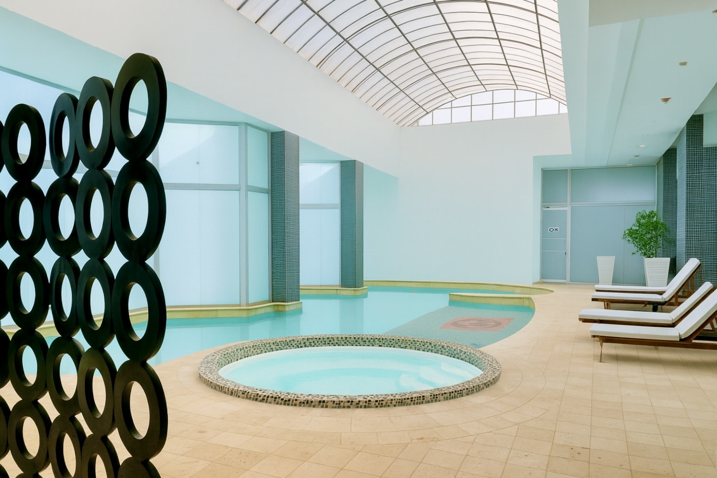 FA808966-EAB4-46DE-B56A-ED282C247419