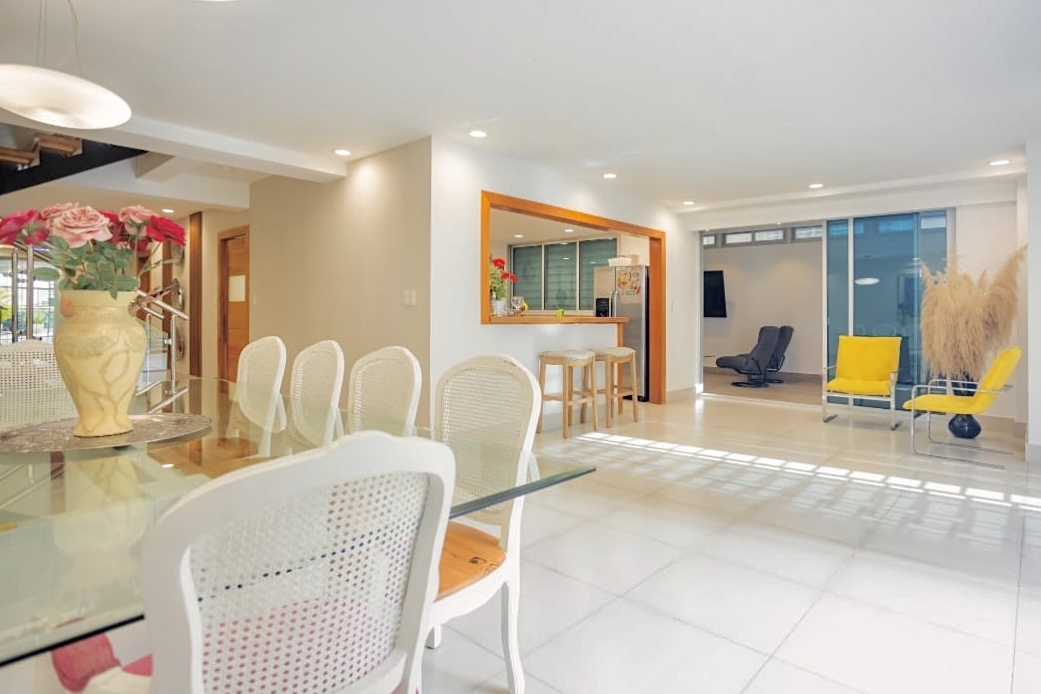 2b843294-baa2-4cbd-872b-7445816546a6