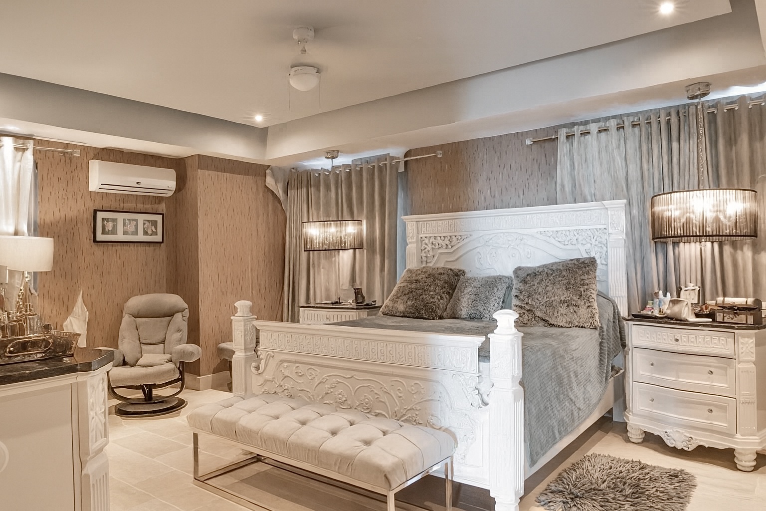 C48F16C1-B81F-4961-B34C-E7D5F77DFCB6