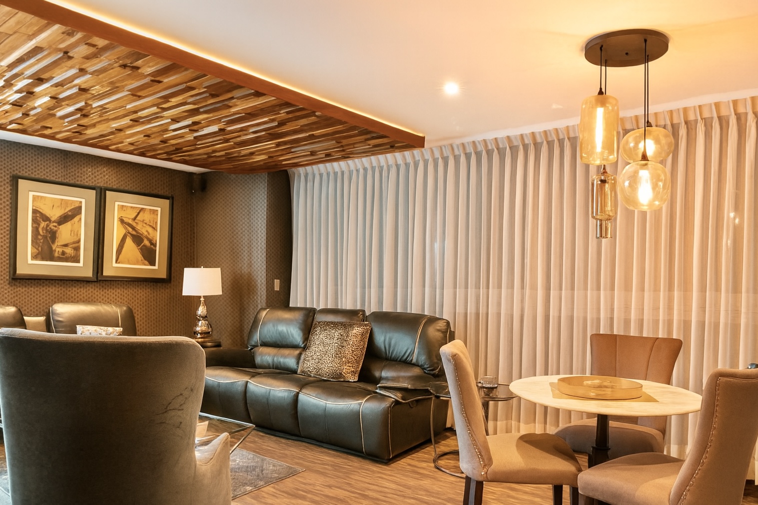 D3C02AC1-3571-45A5-9003-0F0EB7749D8D