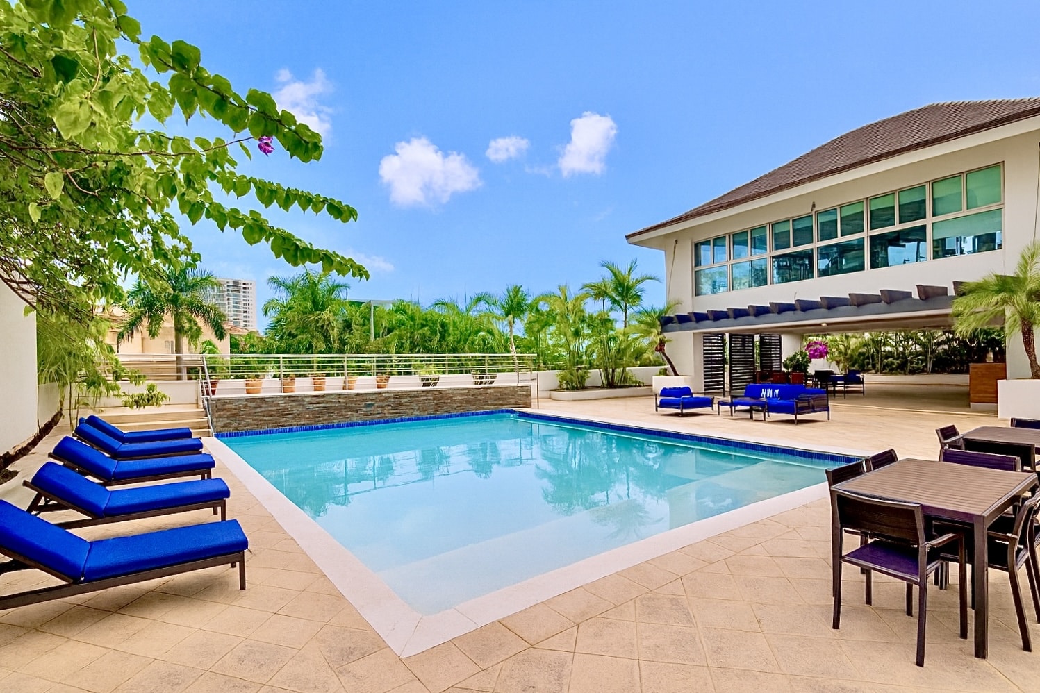 C35C13C2-5B8A-43A4-8F64-222C73D398FF