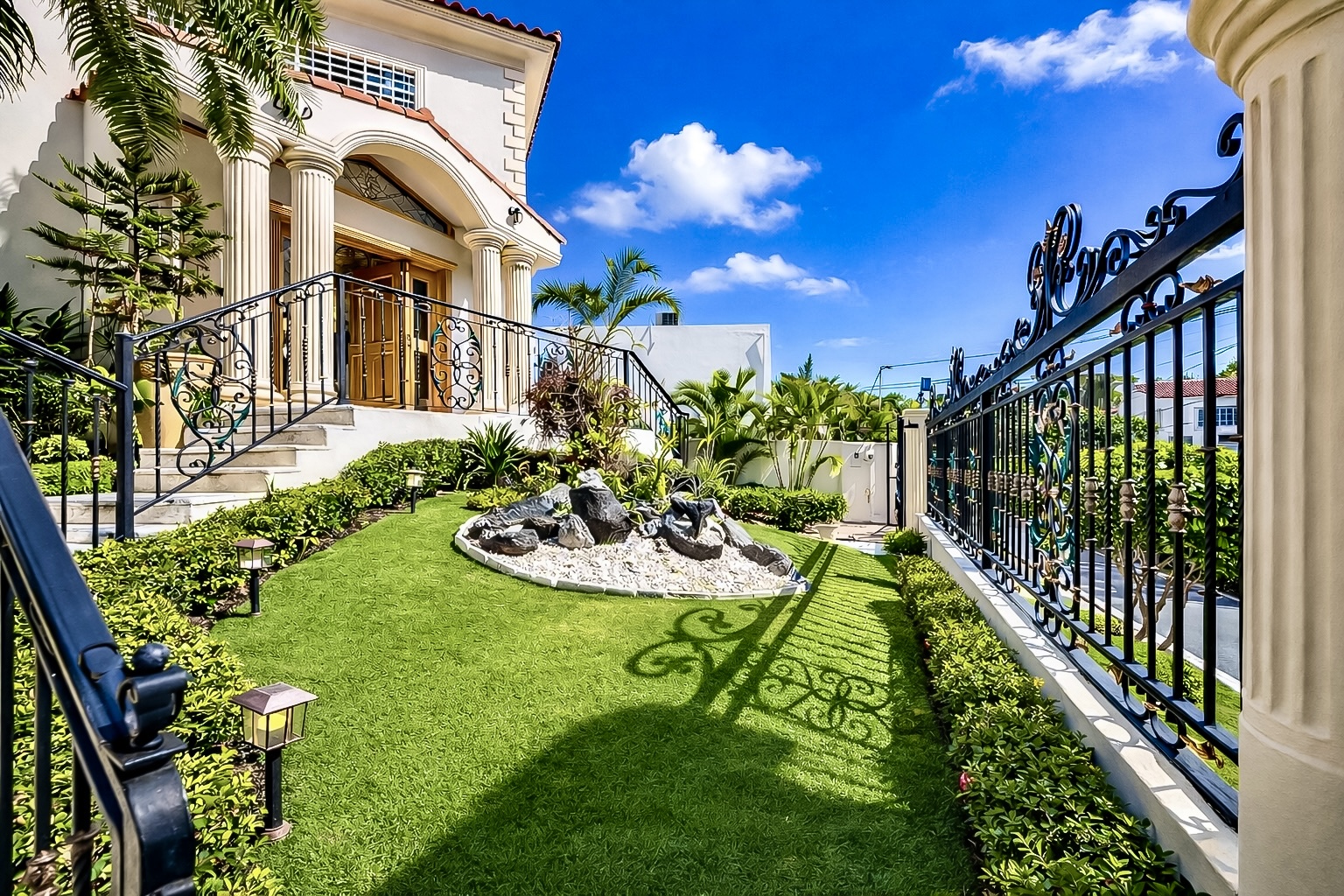 537E631E-916F-44C5-9E7B-390CE18C818F