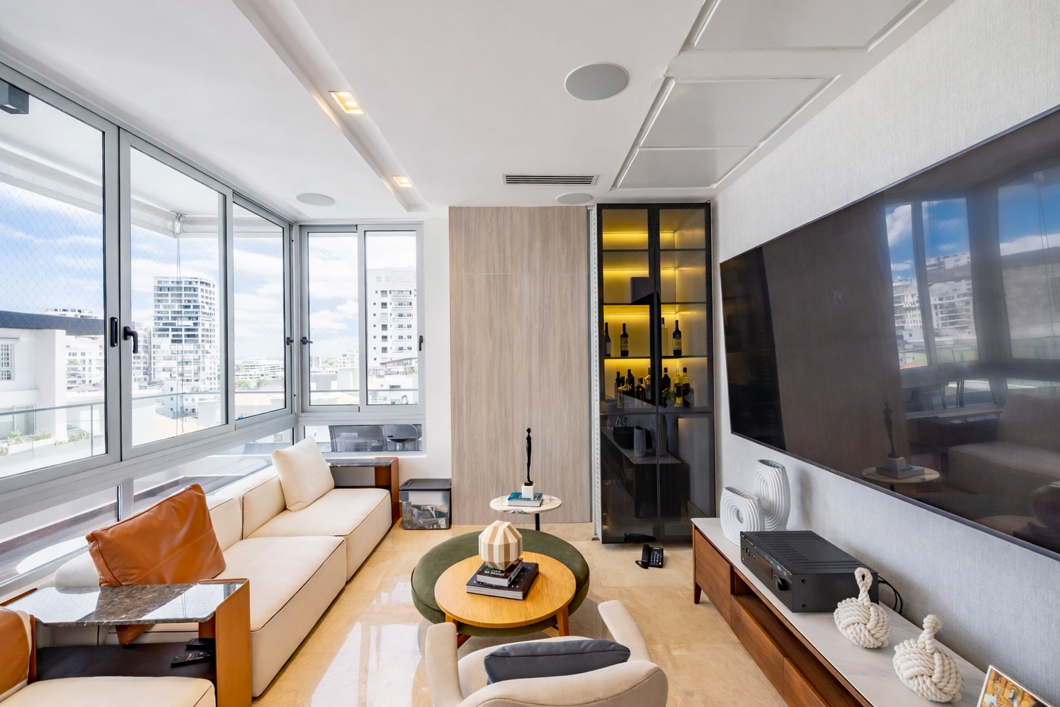 F5BA390D-9C75-450C-BEF5-3DF23F4DFE42